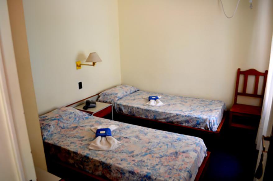 Hotel Riviera Cordoba Bagian luar foto